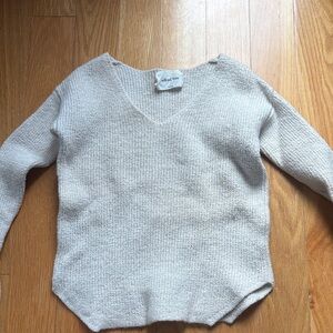 Wilfred V-Neck Sweater in Cream